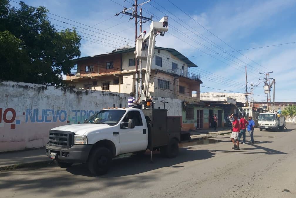 Mejoran alumbrado público en municipios Andrés Bello y Páez