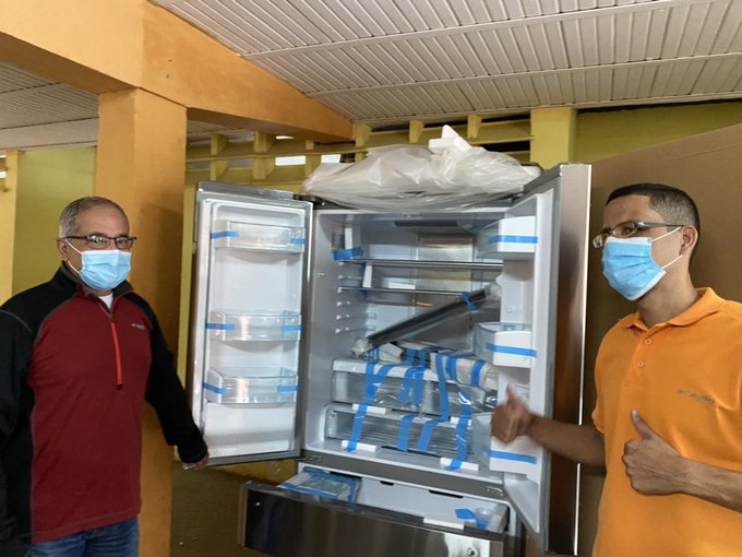 Escuelas de Guarenas recibieron neveras para fortalecer el PAE