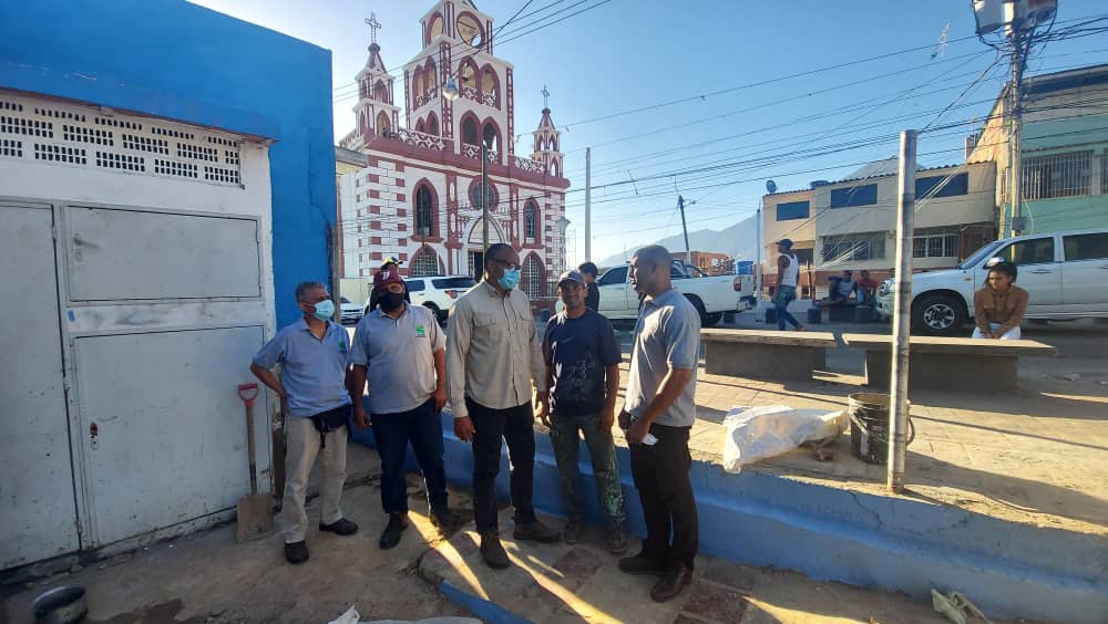 Corposervicios realizó operativo de limpieza en iglesia y módulo asistencial de Petare
