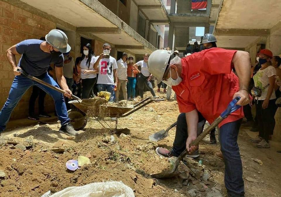 Poder Popular construye 40 apartamentos en Guarenas