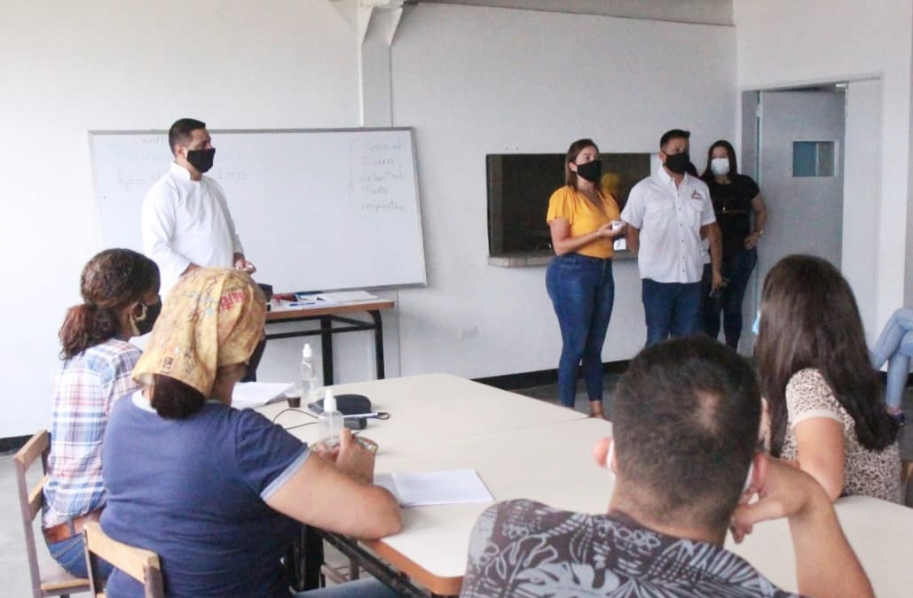 Escuela de Emprendedores de Carrizal inició actividades
