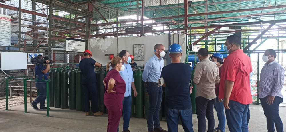 Inspeccionan funcionamiento de Planta de Oxígeno del Centro en Valles del Tuy