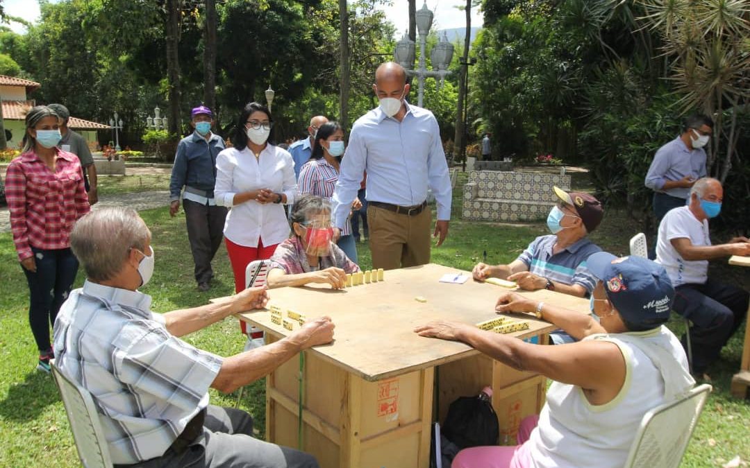 Inicia programa de turismo para abuelos de Miranda