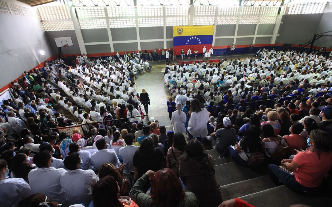 Héctor Rodríguez agradeció esfuerzo del sector salud para enfrentar la pandemia
