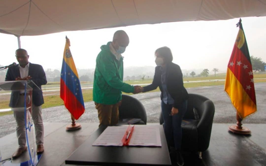 Gobernación y Ministerio de Ciencia y Tecnología renuevan convenio de cooperación