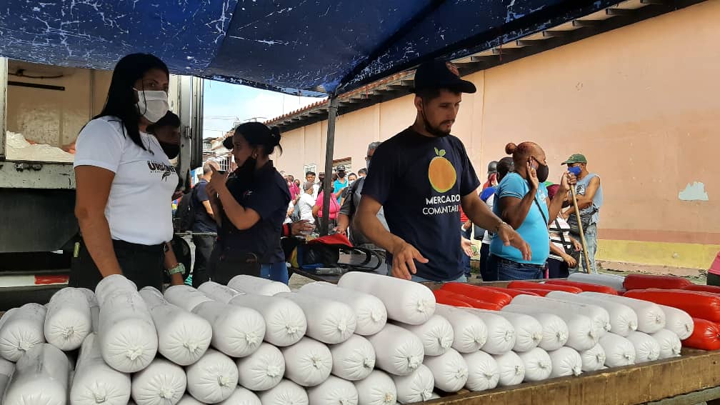 Mercados Comunitarios vendieron más de 7 toneladas de alimentos en Urdaneta