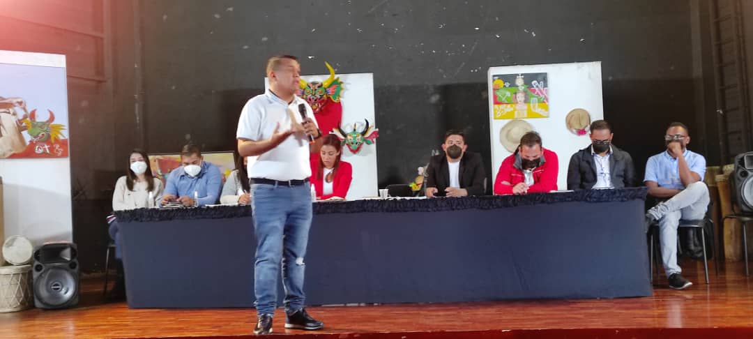 Consejo Estadal de la Juventud coordina políticas de atención para jóvenes mirandinos
