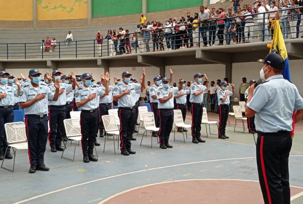 Certificaron a 335 nuevos oficiales para la Policía de Miranda