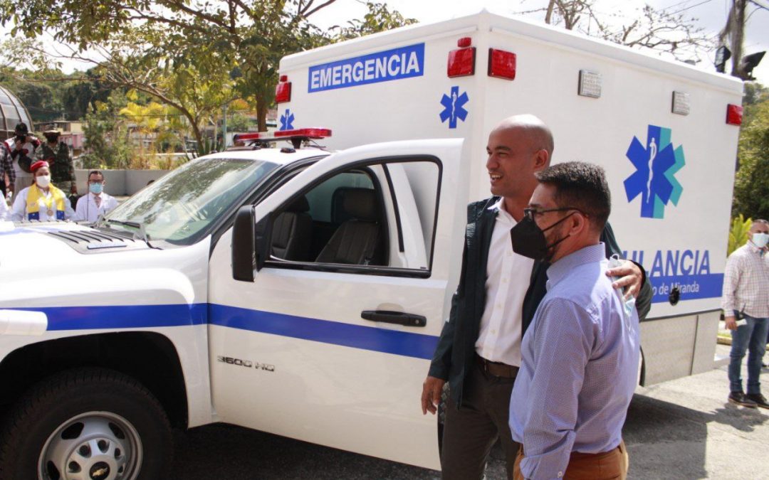 Inició programa de dotación de ambulancias en Miranda