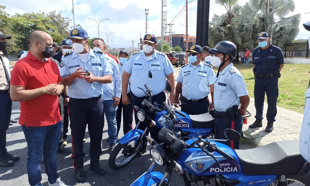 Con 17 nuevas unidades fortalecen patrullaje policial en Independencia