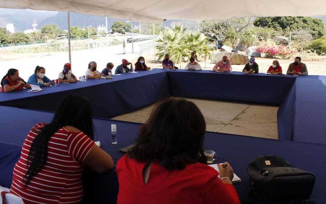 Unamujer y Congreso Bicentenario definen agenda de trabajo
