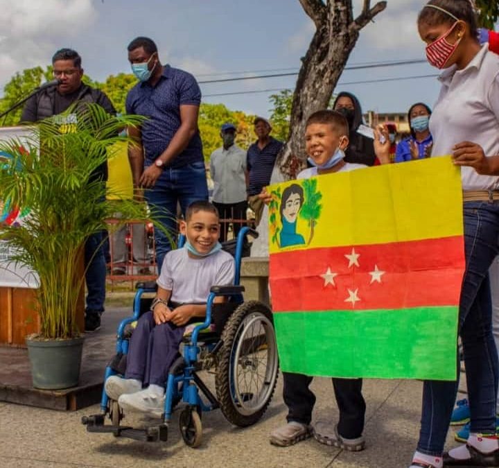 Con desfile y sesión conmemoraron natalicio de Eulalia Buroz en Mamporal