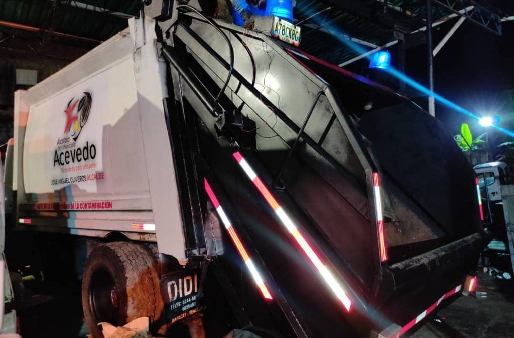 Comunidades de Acevedo comienzan a recibir compactadoras de basura