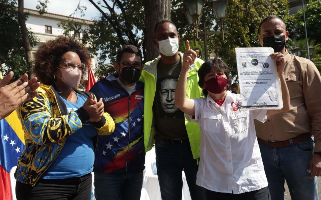 Más de 600 familias mirandinas recibieron títulos de tierras urbanas