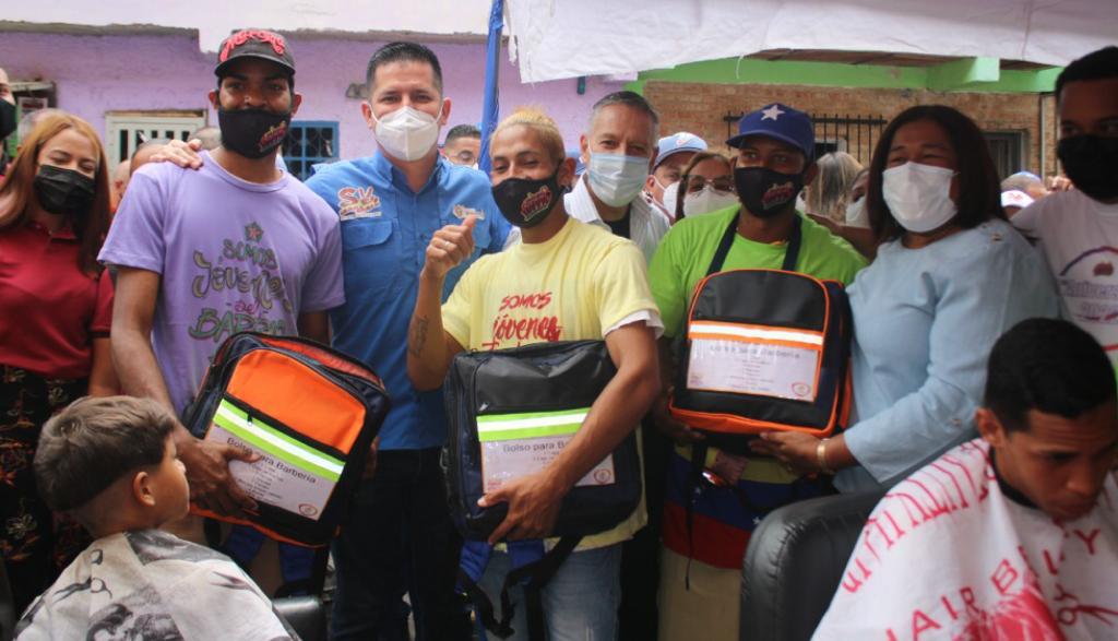 Más de mil 500 familias mirandinas se atendieron en Petare con el Plan Amor en Acción