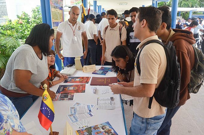 Estiman recibir a 20 mil jóvenes en expoferia de estudios universitarios en Miranda