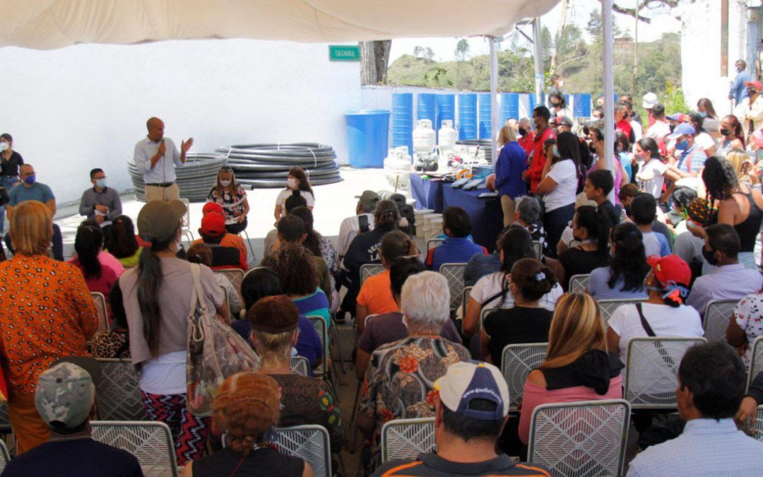 1.400 familias de Hoyo de la Puerta comenzarán a recibir agua directa en sus hogares