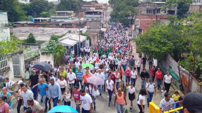 Pueblo de Yare rindió honores al Santísimo Sacramento del Altar