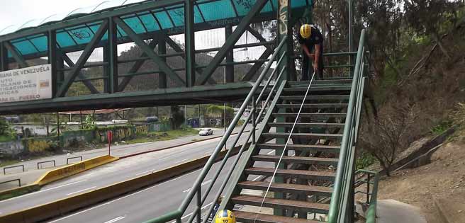 Restauran pasarela del Km 22 de la Panamericana 