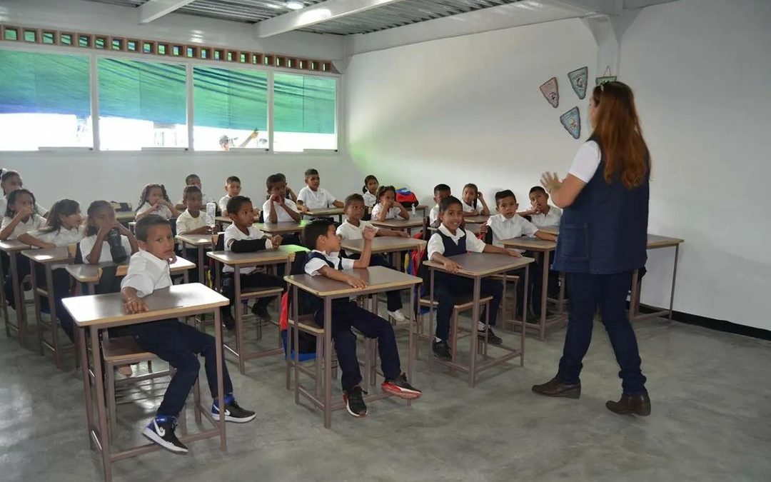 Bricomiles atienden escuela José Nicomedes Marrero de Panaquire