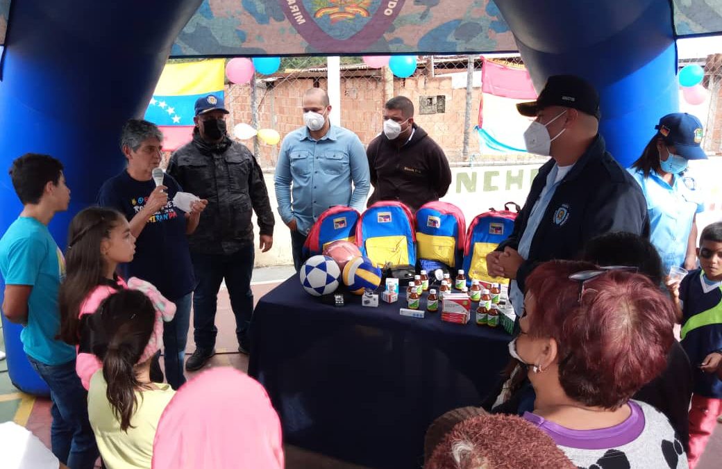 Vecinos de La Matica recibieron jornada social de la Policía de Miranda