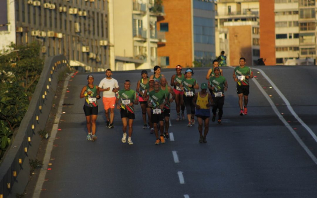 Whinton Palma ganó Primera Carrera 5K Nocturna de Miranda