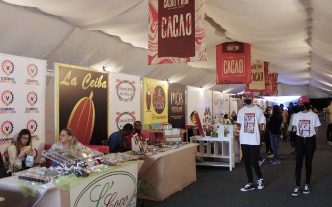 Inaugurada primera Expoferia Cacao y Ron Miranda 2022