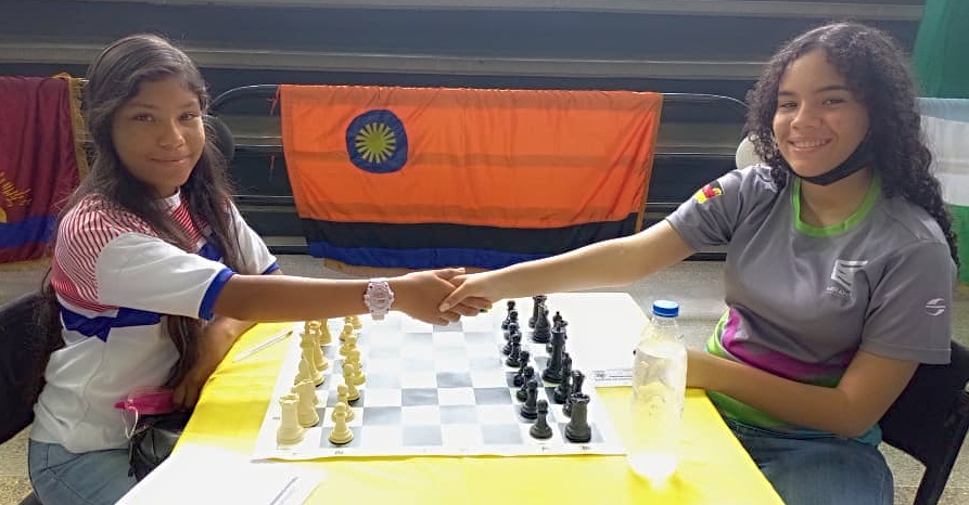 Mirandinas ganaron segundo y tercer lugar en nacional de ajedrez