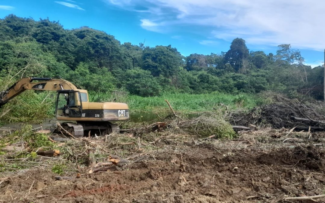 Avanzan trabajos de limpieza y recuperación de canales de Río Chico