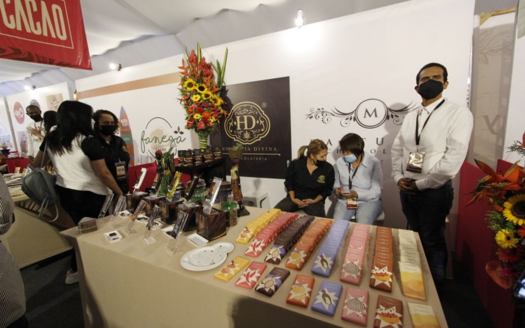 Más 30 intercambiamos comerciales surgieron en Expoferia Cacao y Ron Miranda 2022
