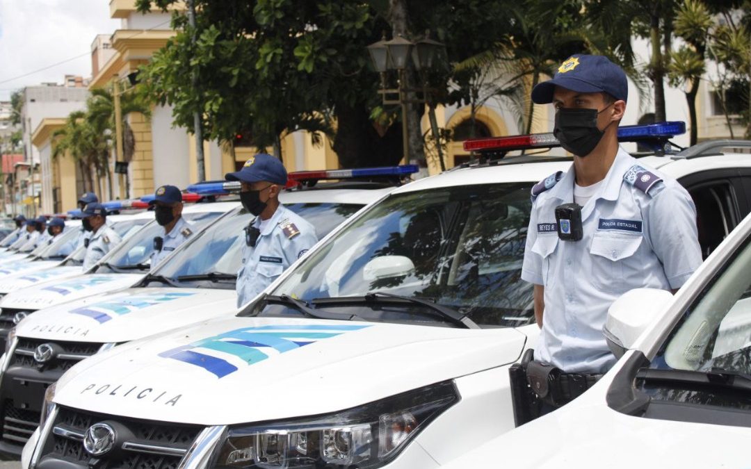 Gradúan a 164 funcionarios policiales en el eje Barlovento