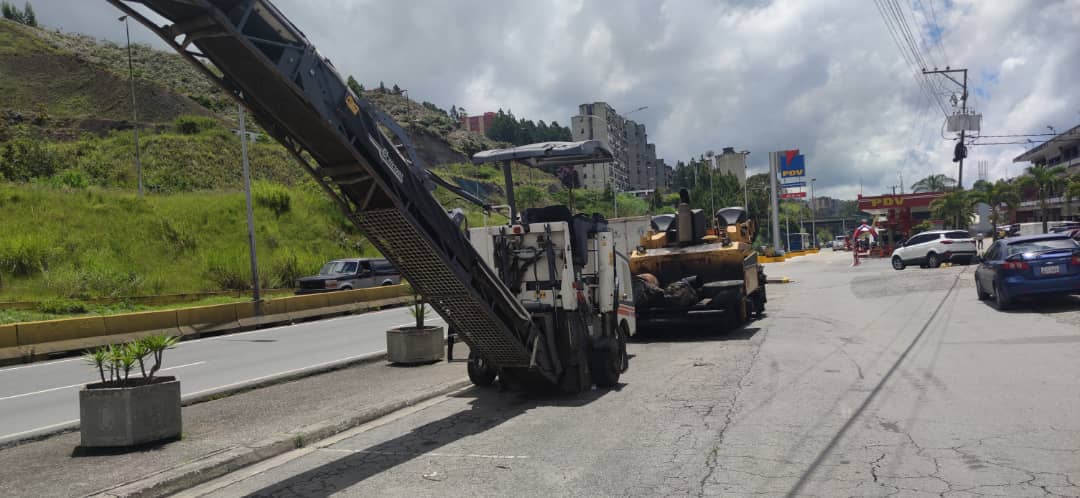 Continúan trabajos de asfaltado en la Panamericana