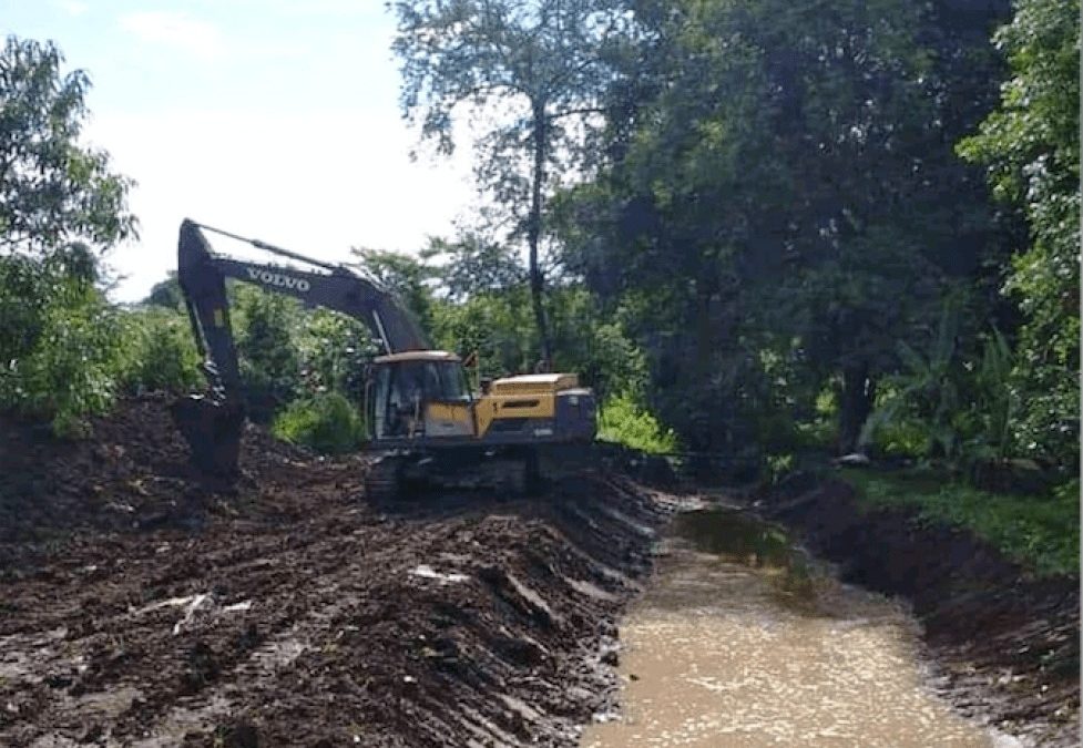 Corposervicios realizó limpieza de quebradas en Miranda