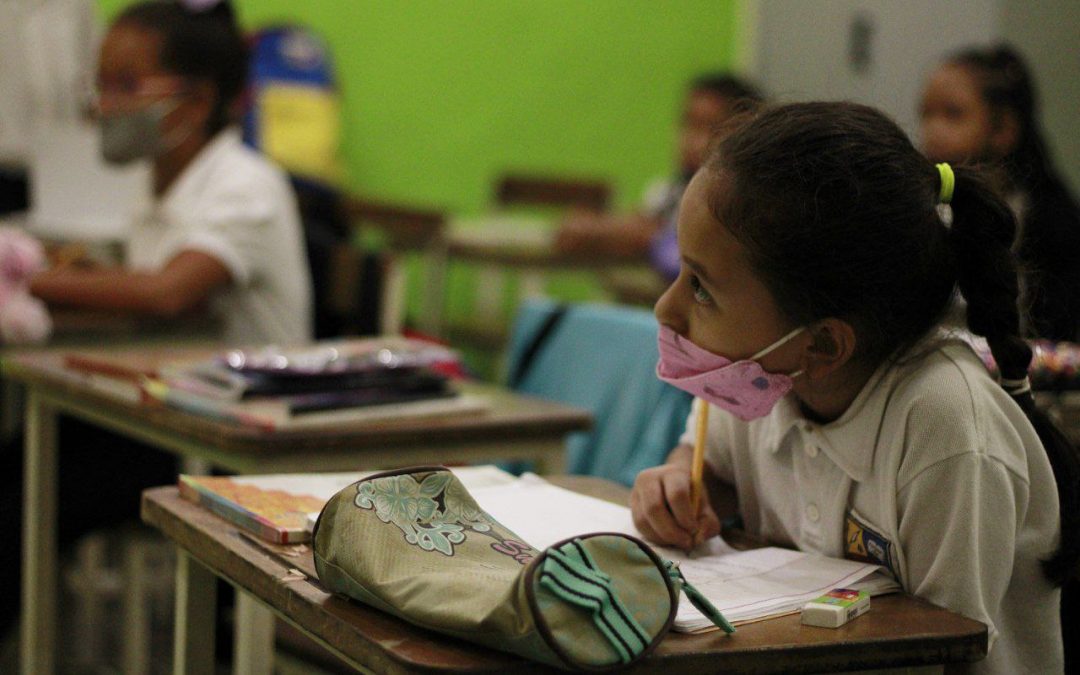 Bricomiles de Miranda rehabilitaron escuela José Mercedes Santeliz de Petare