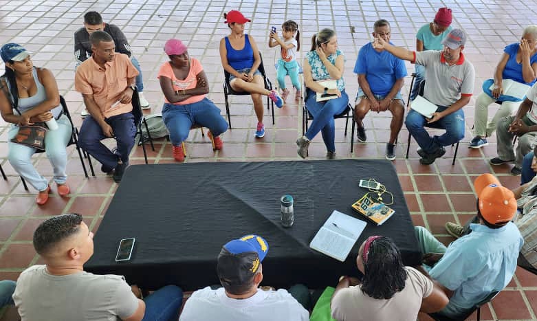 Instalan comisión de la Consulta Popular Miranda 2022 en Tacarigua de Brión