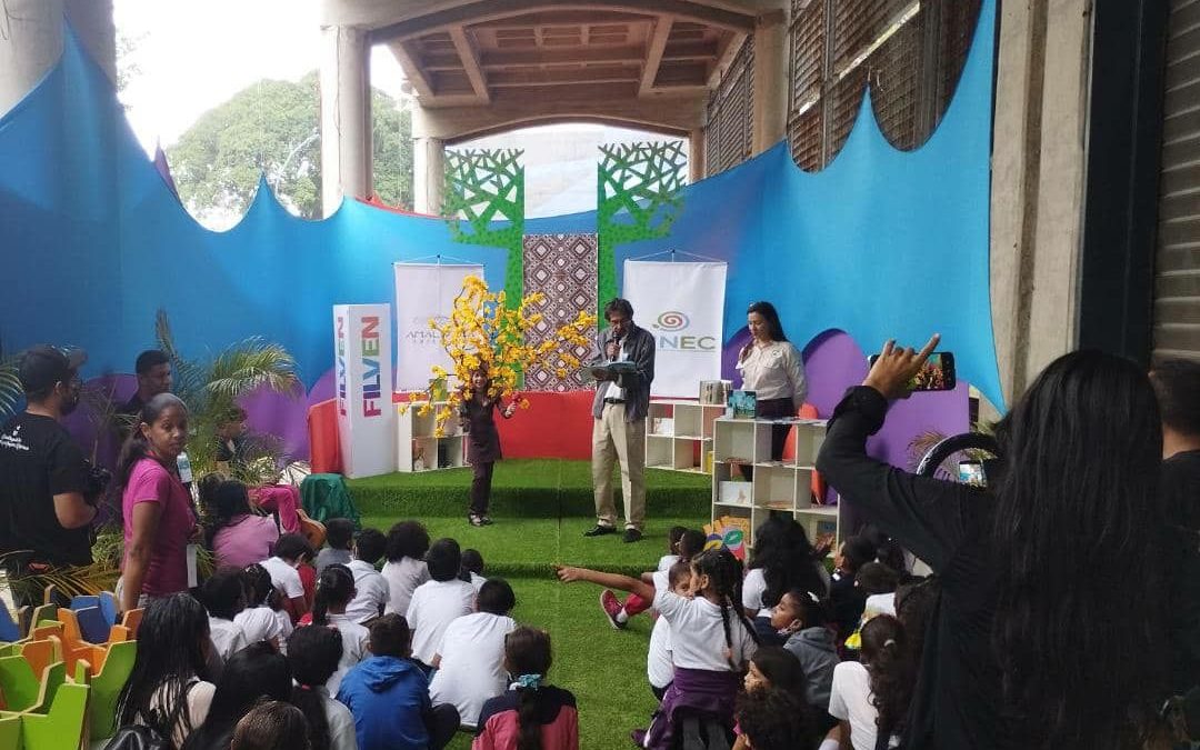 Araguaney tricolor siembra conciencia ecosocialista en Filven 2022