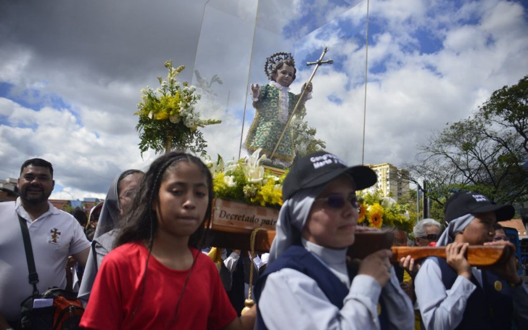 Petare celebró 402 años del Dulce Nombre de Jesús