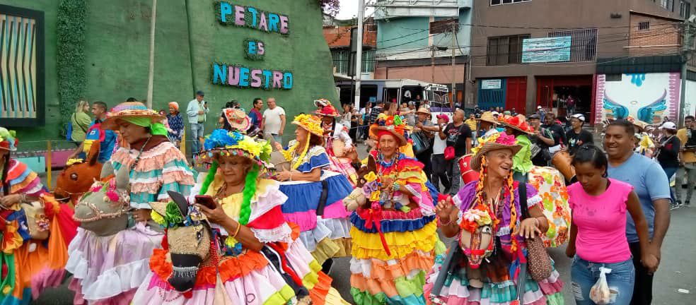 En Petare se realizó V Encuentro Nacional de Burras y Burriquitas