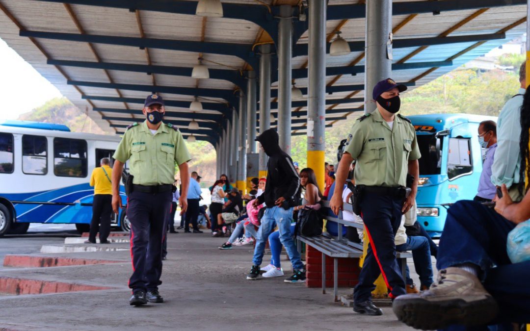 Más de 5.000 personas se han trasladado desde terminal de Los Lagos en Los Teques