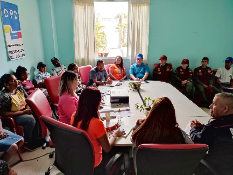Construyen plan preventivo para erradicar violencia intrafamiliar en Miranda
