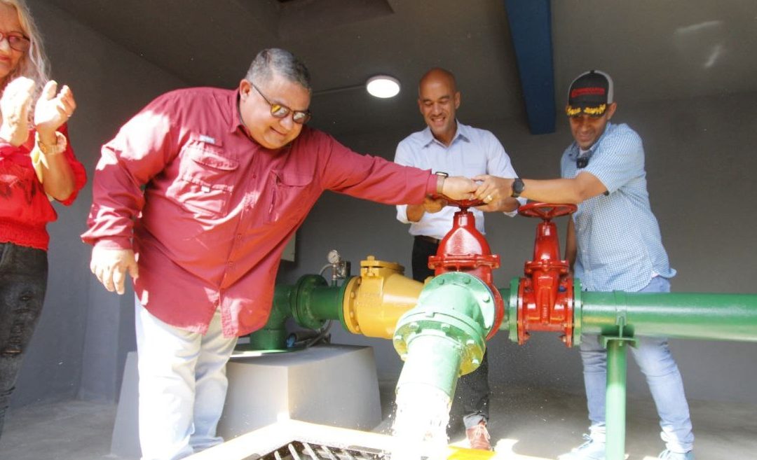 Agua continua llega a familias de zona industrial de Guarenas con rehabilitación de pozo