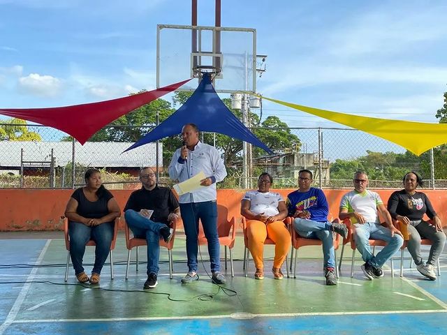 Instalado gabinete comunal de servicios en Acevedo