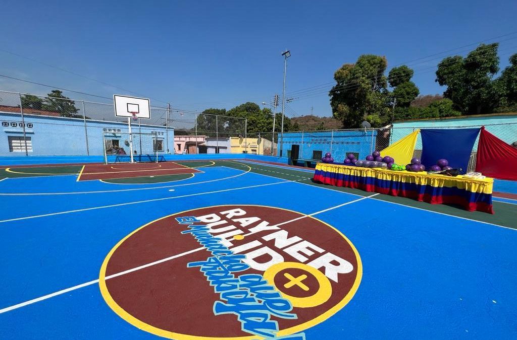 Santa Teresa del Tuy estrenó cancha de usos múltiples