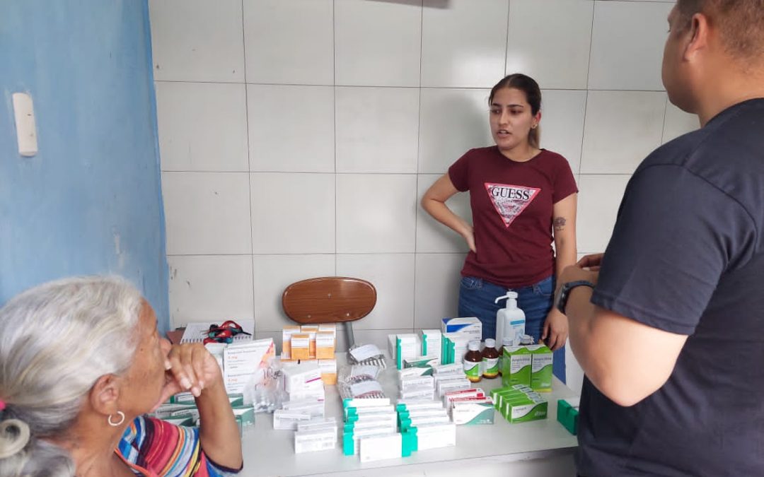 Entregan medicamentos para atención primaria y emergencia a consultorio en Carrizal