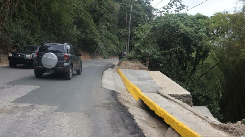 Corregida falla de borde en carretera de San Diego de Los Altos