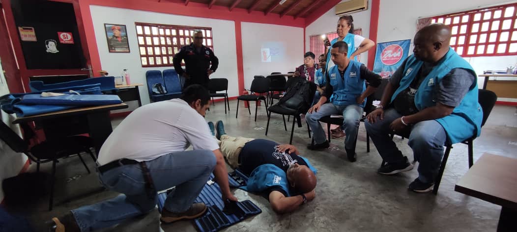 Instructores de TransMiranda recibieron formación en primeros auxilios