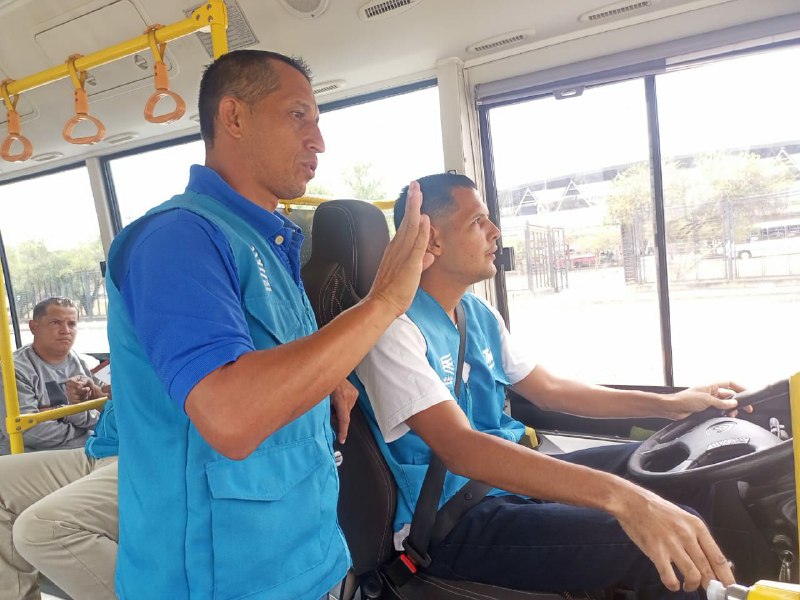 Transportistas de Miranda reciben  formación integral permanente