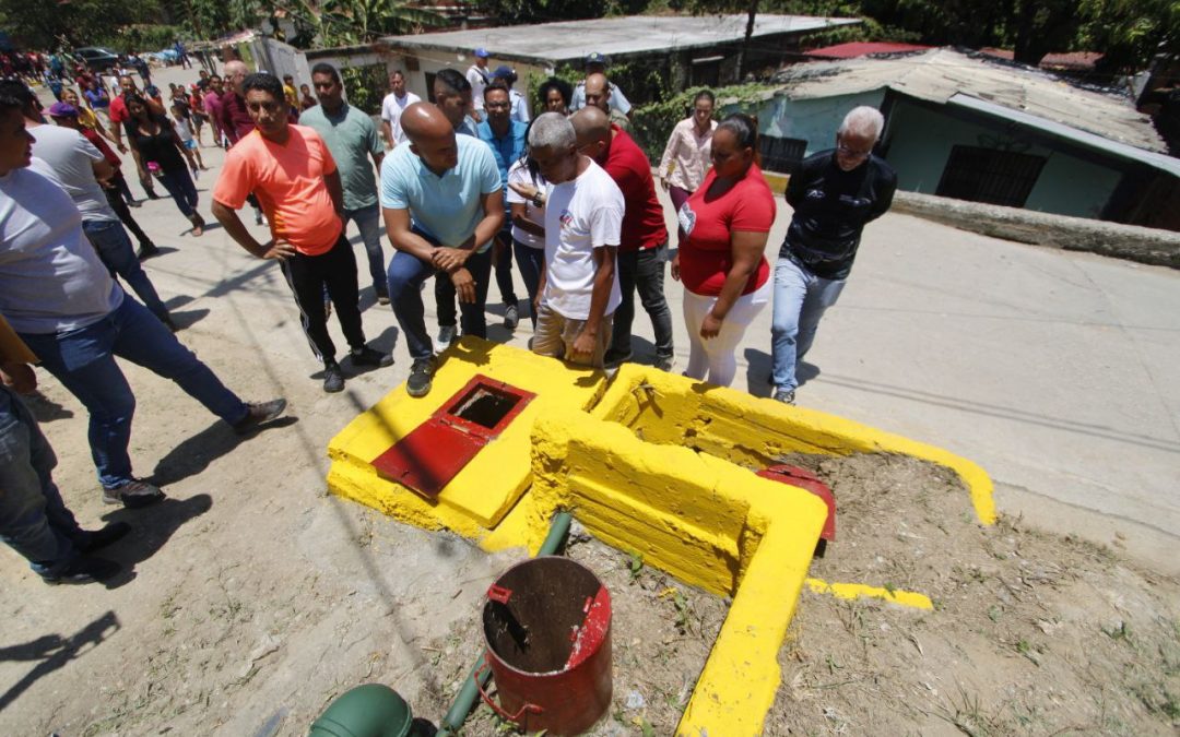 Entregaron proyectos de vialidad y agua en Guatire elegidos en Consulta Popular 2022