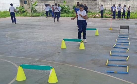 Seminario de miniatletismo llega a escuelas de Miranda