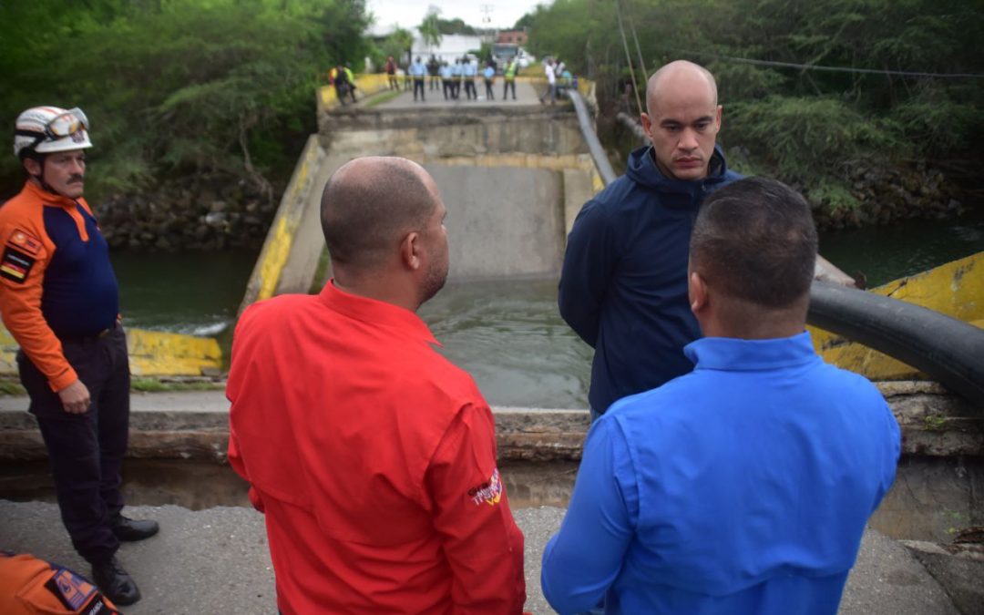 Estas son las acciones que se están tomando en el puente El Guayacán de Carenero